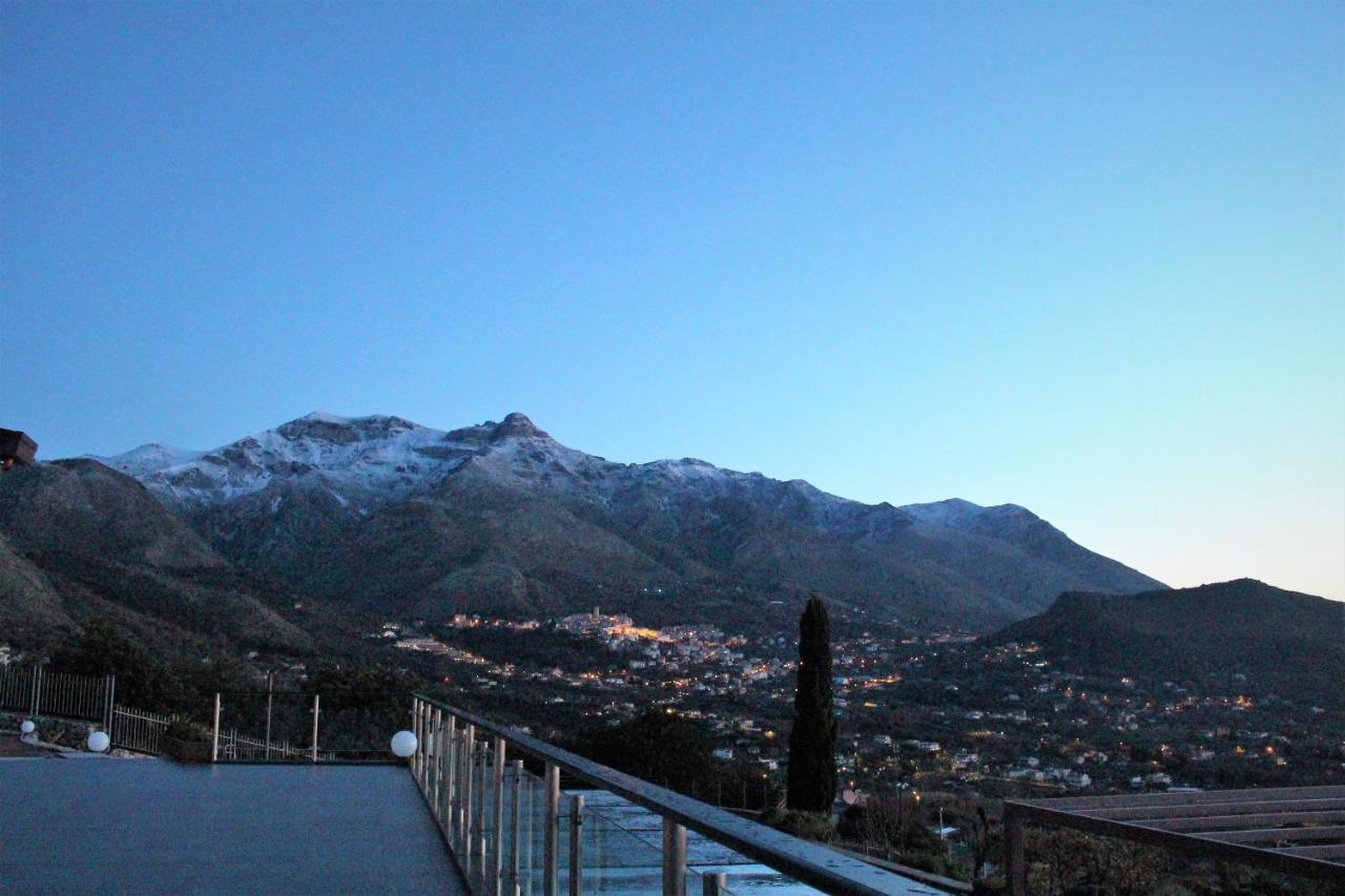 Villa Treglia B&B Formia Extérieur photo